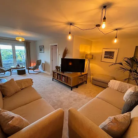 Cosy In Richmond With Spectacular Views